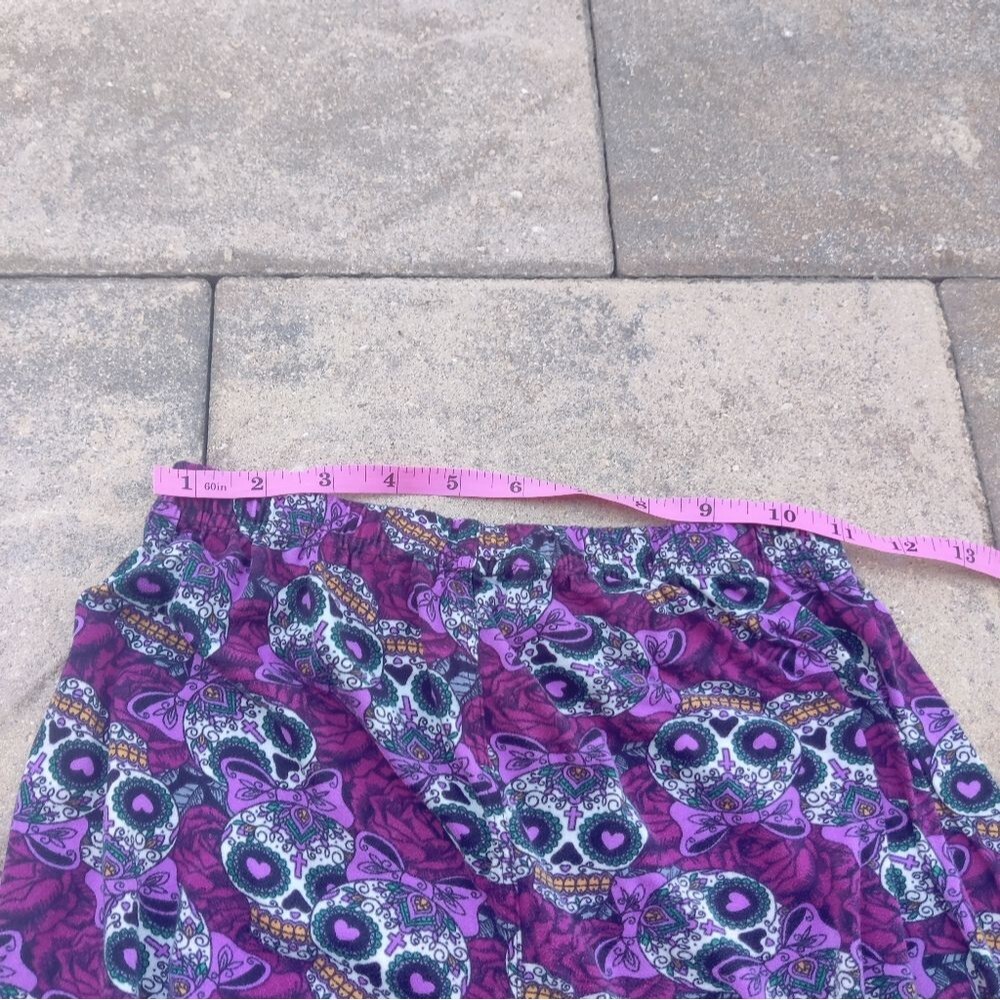 Purple Tank Top and Patterned Leggings Set - Picture 10 of 12